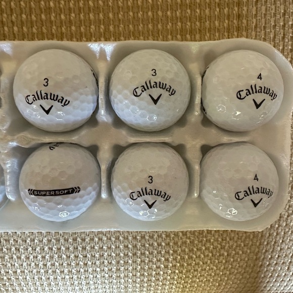 Callaway SuperSoft Golf Balls - Picture 3 of 3
